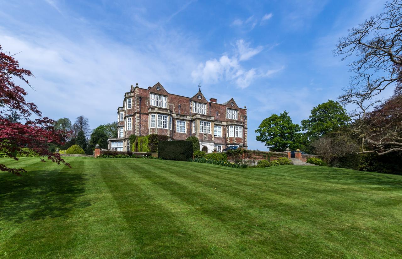 Goldsborough Hall Hotel Knaresborough Exterior photo