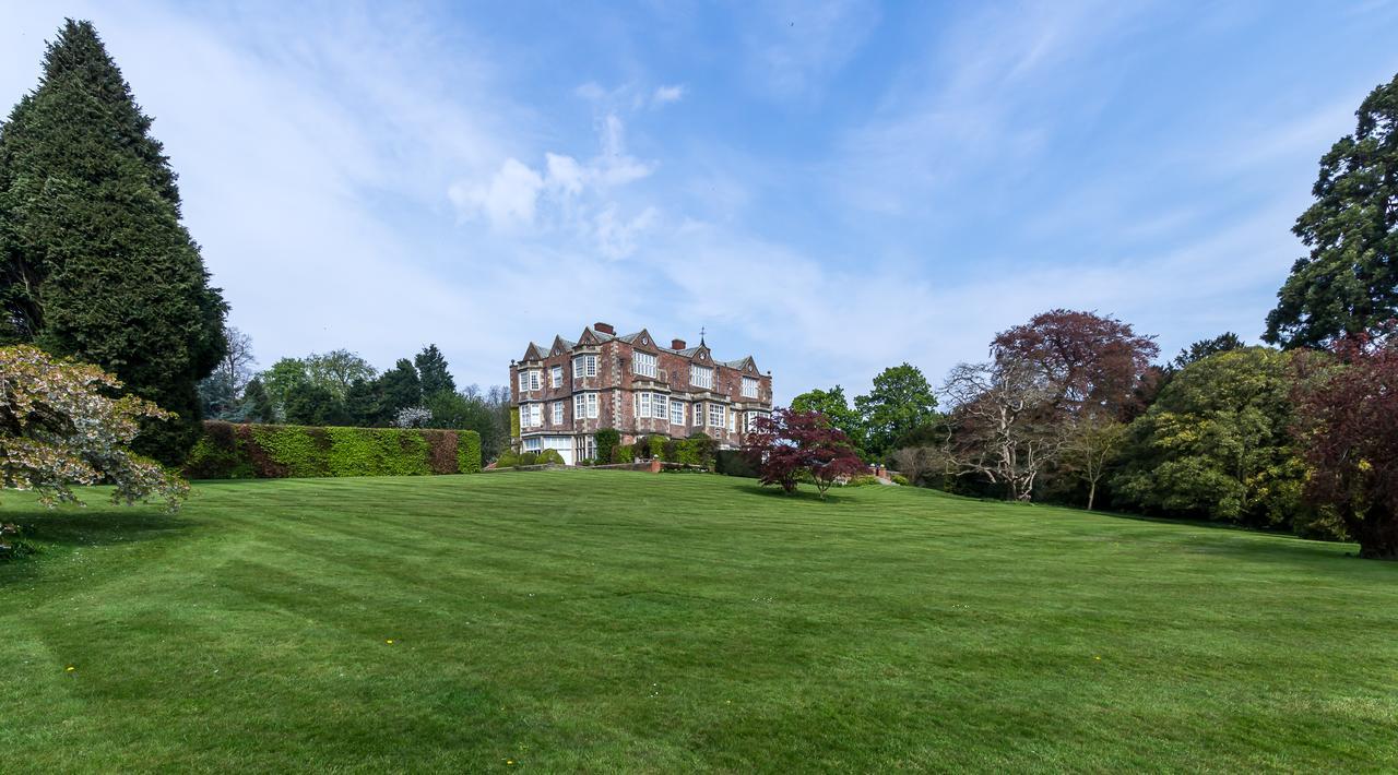 Goldsborough Hall Hotel Knaresborough Exterior photo