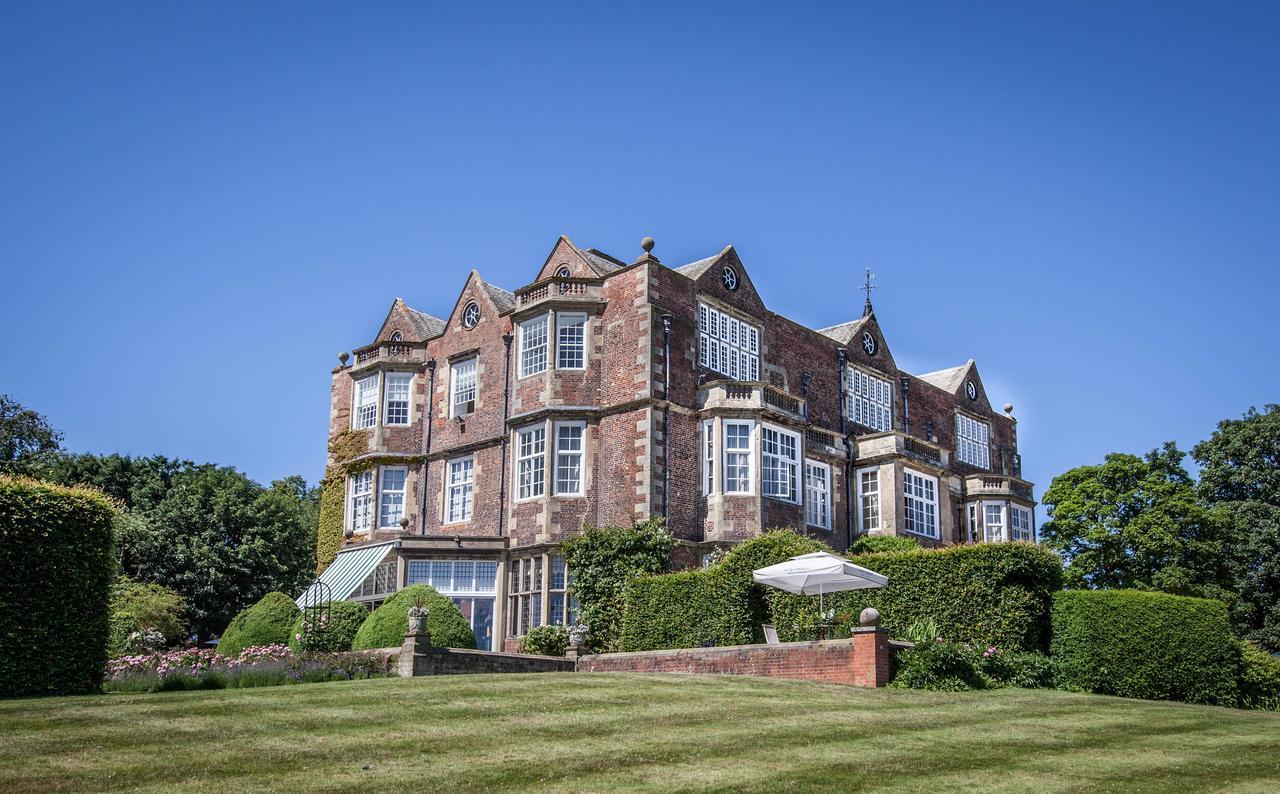 Goldsborough Hall Hotel Knaresborough Exterior photo