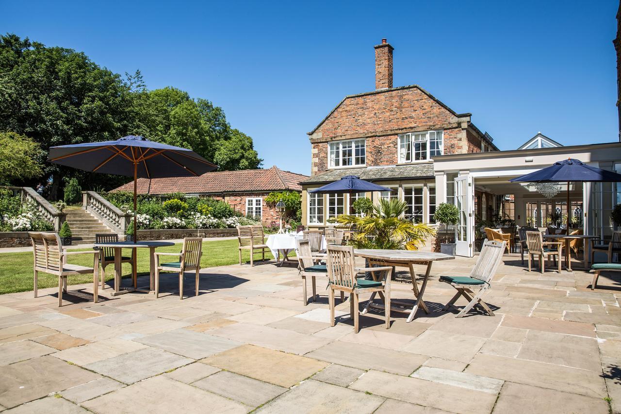 Goldsborough Hall Hotel Knaresborough Exterior photo